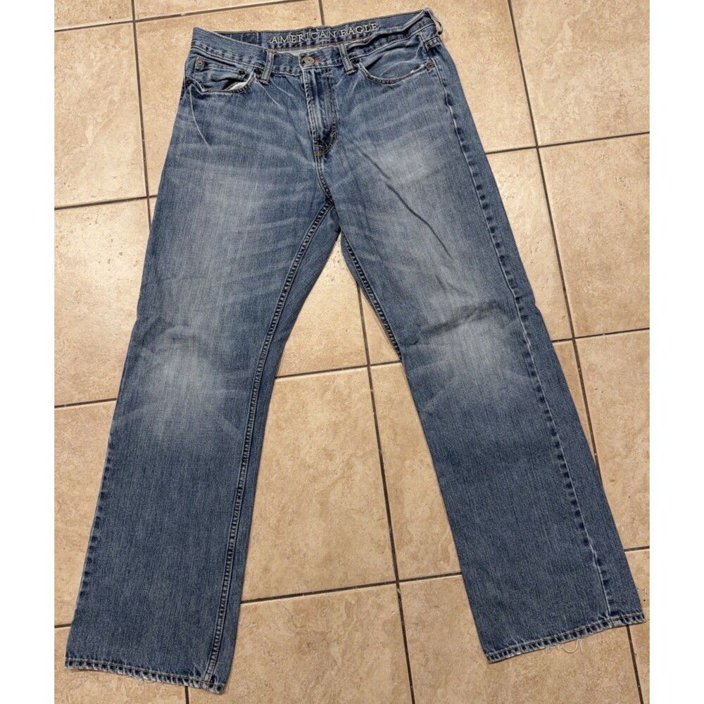 American Eagle Jeans Mens 33x32 Bootcut Blue Medium Wash Denim 2010s Western